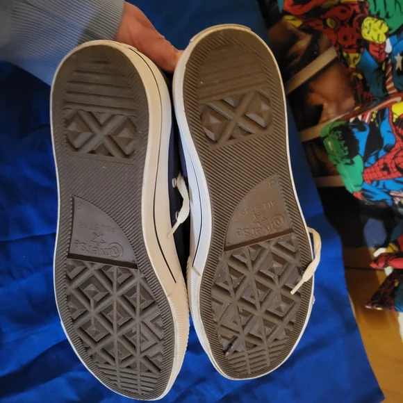 Converse Purple Platform Tennis shoes, women 10 men 8 - Picture 6 of 7